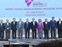 ASEAN economic ministers meet in Singapore