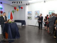 Argentina vows to elevate relations with Vietnam