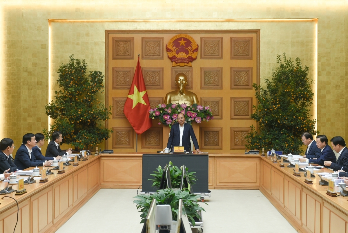 Prime Minister Nguyen Xuan Phuc speaks at the meeting (Photo: VGP)