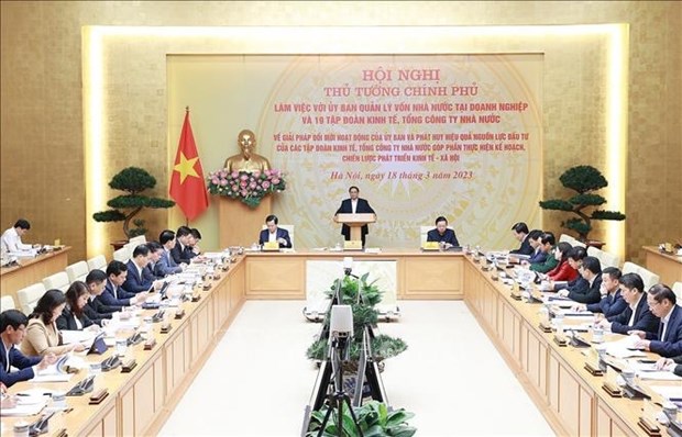 PM asks state-run groups, corporations to contribute to building self-reliant economy hinh anh 2