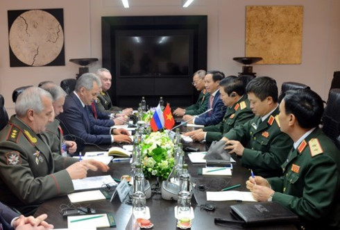 vietnam russia sign military cooperation roadmap for 2018 2020