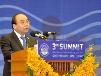 PM Phuc underscores rational and sustainable use of water resources of Mekong River