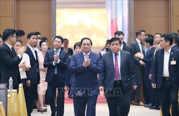 PM stresses significance of trust, companionship in partnership with FDI firms hinh anh 2