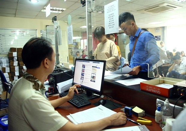 Newly registered businesses peak in April hinh anh 1