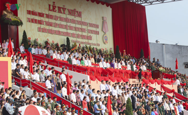 grand parade marks 65th anniversary of dien bien phu victory