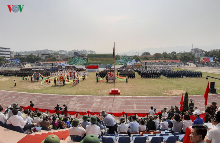 grand parade marks 65th anniversary of dien bien phu victory