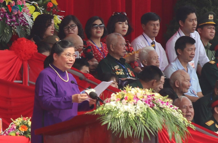 grand parade marks 65th anniversary of dien bien phu victory