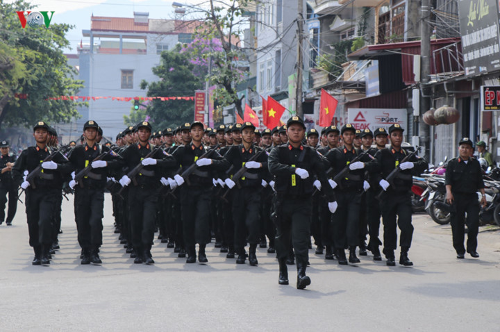 grand parade marks 65th anniversary of dien bien phu victory
