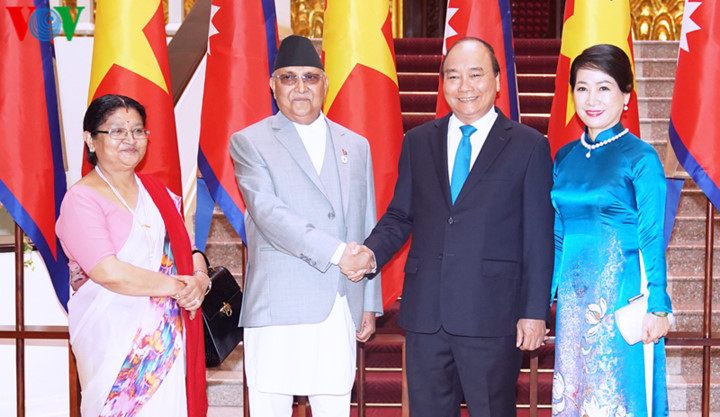 welcoming ceremony for nepali prime minister in hanoi