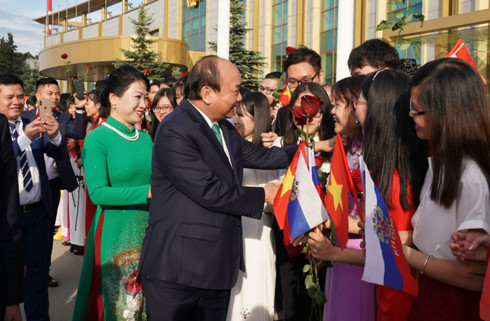 official welcome ceremony for pm phuc in moscow