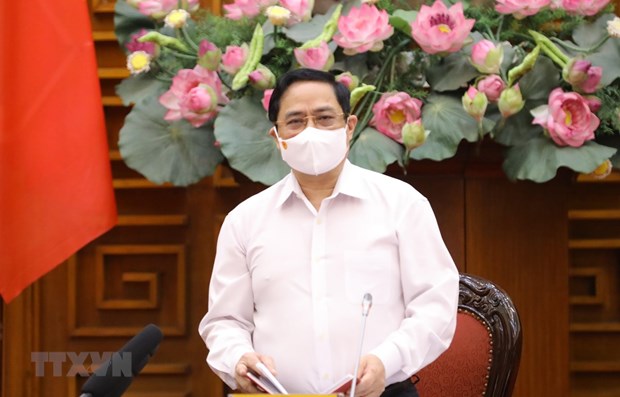 Prime Minister requires Finance Ministry to reform mindset on policy building hinh anh 1