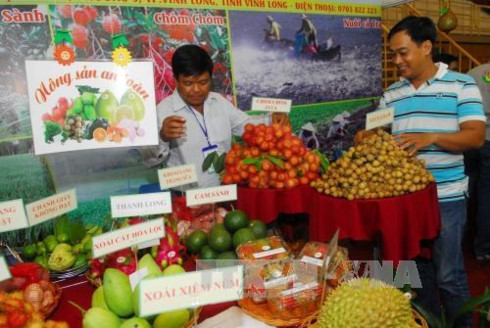 vietnams food industry seeks to build brand