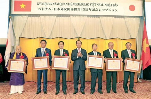 president attends ceremony marking 45 years of vietnam japan ties