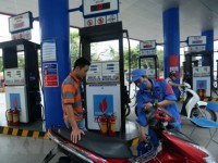Vietnam spends US$3.6 million on petrol imports