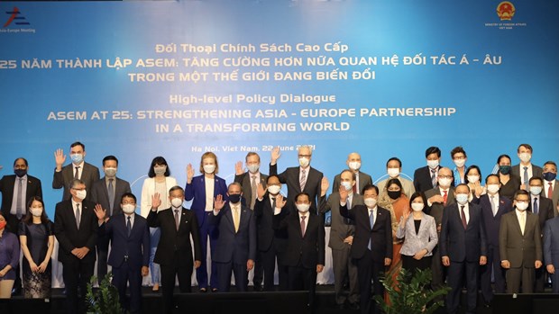 Vietnamese Foreign Minister chairs ASEM High-level Policy Dialogue hinh anh 1
