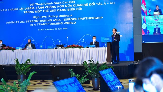 Vietnamese Foreign Minister chairs ASEM High-level Policy Dialogue hinh anh 2
