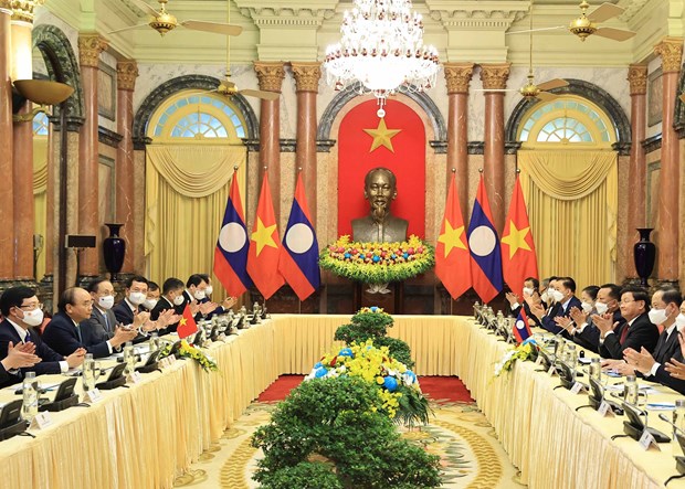 Vietnam, Laos target more comprehensive, practical cooperation hinh anh 1