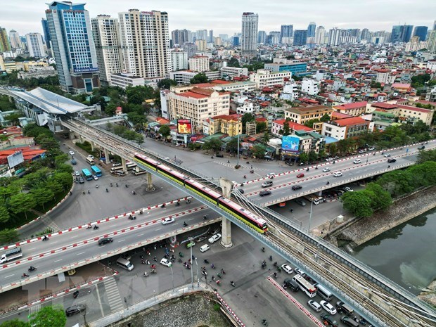 Int’l organisations: public investment to propel Vietnam’s long-term growth hinh anh 2