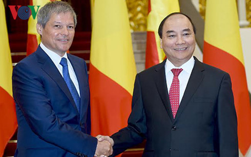 vietnam mongolia look for ways to further boost ties