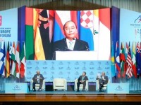 Vietnamese PM officiates at Asia-Europe Business Forum