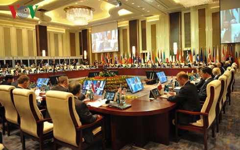 pm highlights importance of connectivity at 11th asem summit