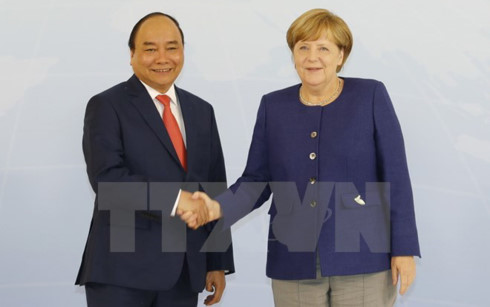 pm phuc talks with german counterpart