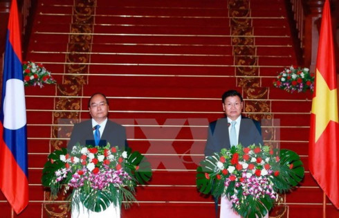 lao pm urges joint efforts to deepen vietnam laos ties