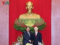 Vietnam, Laos affirm strategic importance of all-around cooperation