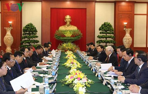 vietnam laos affirm strategic importance of all around cooperation