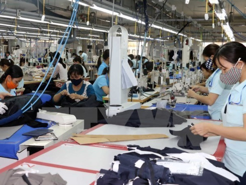 impacts of us china trade war on vietnams garment footwear industries