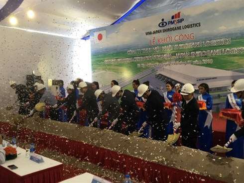 vietnam japan joint venure builds logistics centre
