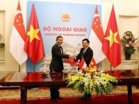 Vietnam, Singapore closer than ever after 45 years of ties
