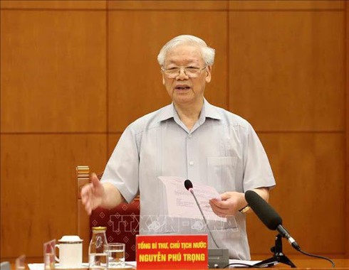 top leader requests quick settlement of key corruption cases