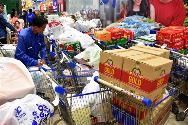 Retailers overwhelmed by surge in online orders for essential items hinh anh 1