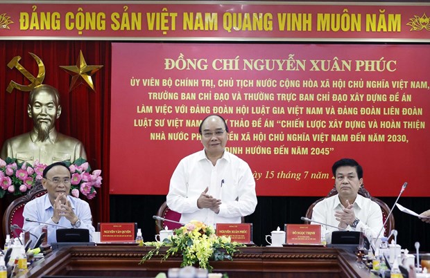 Strategy on building, perfecting rule-of-law socialist State under discussion hinh anh 1