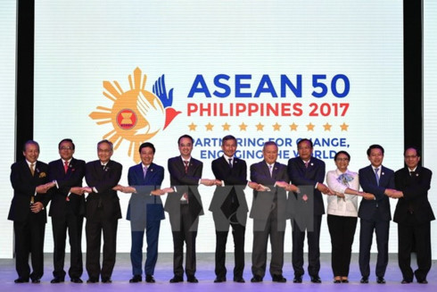 vietnam attends 50th asean foreign ministers meeting
