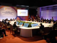 ASEAN foreign ministers agree on draft COC framework