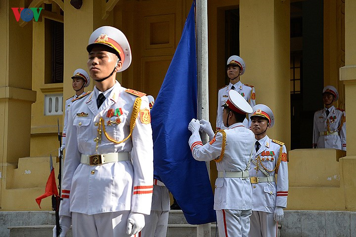 flag hoisting ceremony celebrates aseans 51st anniversary