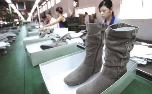 vietnams footwear industry concerned about trade war