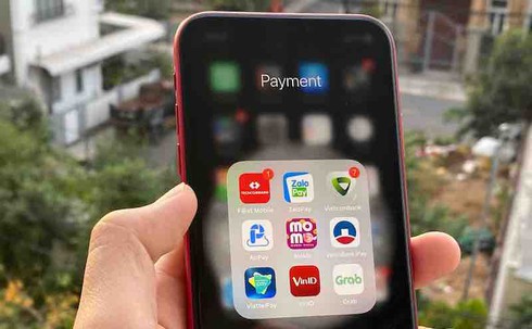 vietnamese consumers prefer using cashless payments