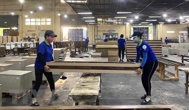 Vietnam’s wood products export surges 55 percent in seven months hinh anh 1