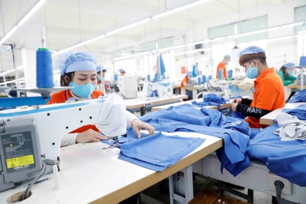 Recruitment demand, applicants’ quality soar in textile-garment industry: Report hinh anh 1