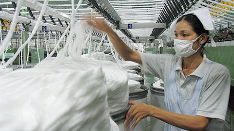 vietnams cotton imports surpass us 2 billion during jan aug