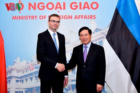 vietnam estonia resolve to foster bilateral ties