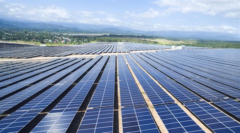 vietnams solar energy sector a magnet for foreign companies funds