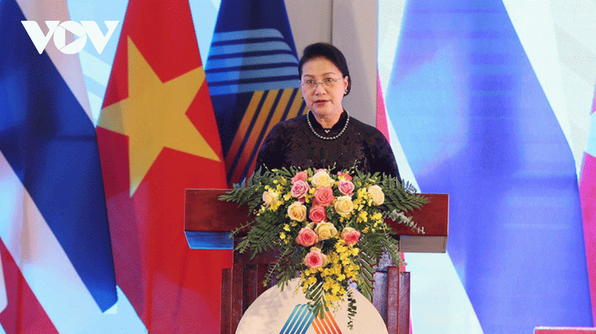 National Assembly Chairwoman Nguyen Thi Kim Ngan gives a speech at the closing ceremony of AIPA 41