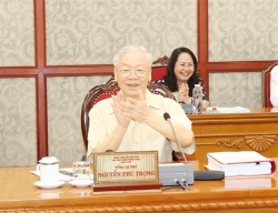 Party leader chairs meeting on important projects
