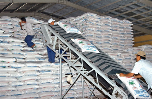 govt proposes sugar import auctions