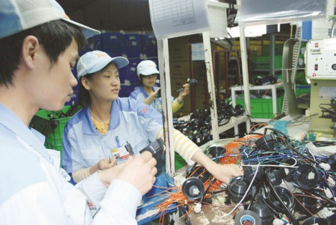 vietnam earns us 32 billion from auto accessories exports