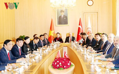 na leader optimistic about fruitful vietnam turkey cooperation